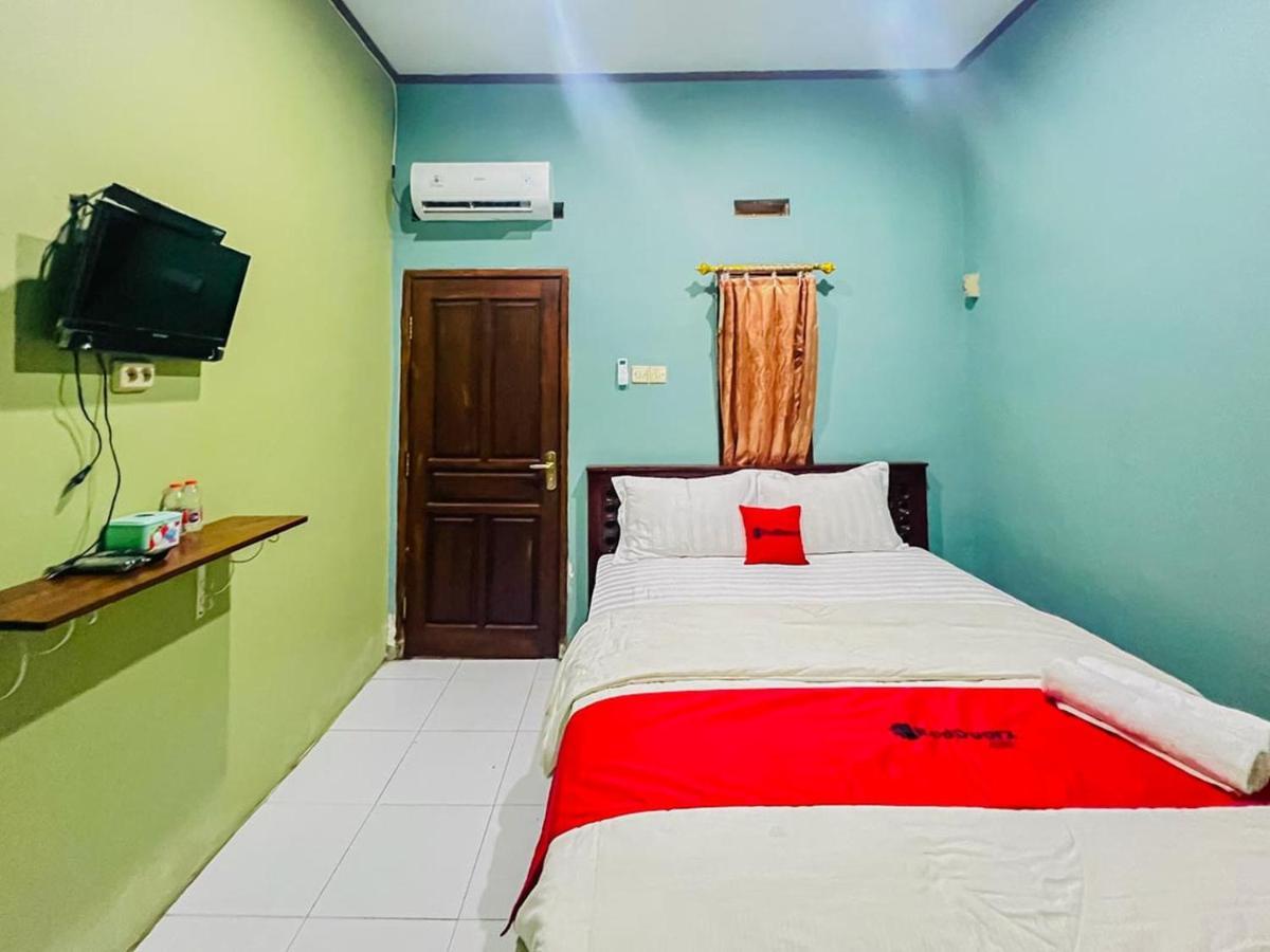 Reddoorz Near Sunrise Mall Mojokerto Ngoại thất bức ảnh