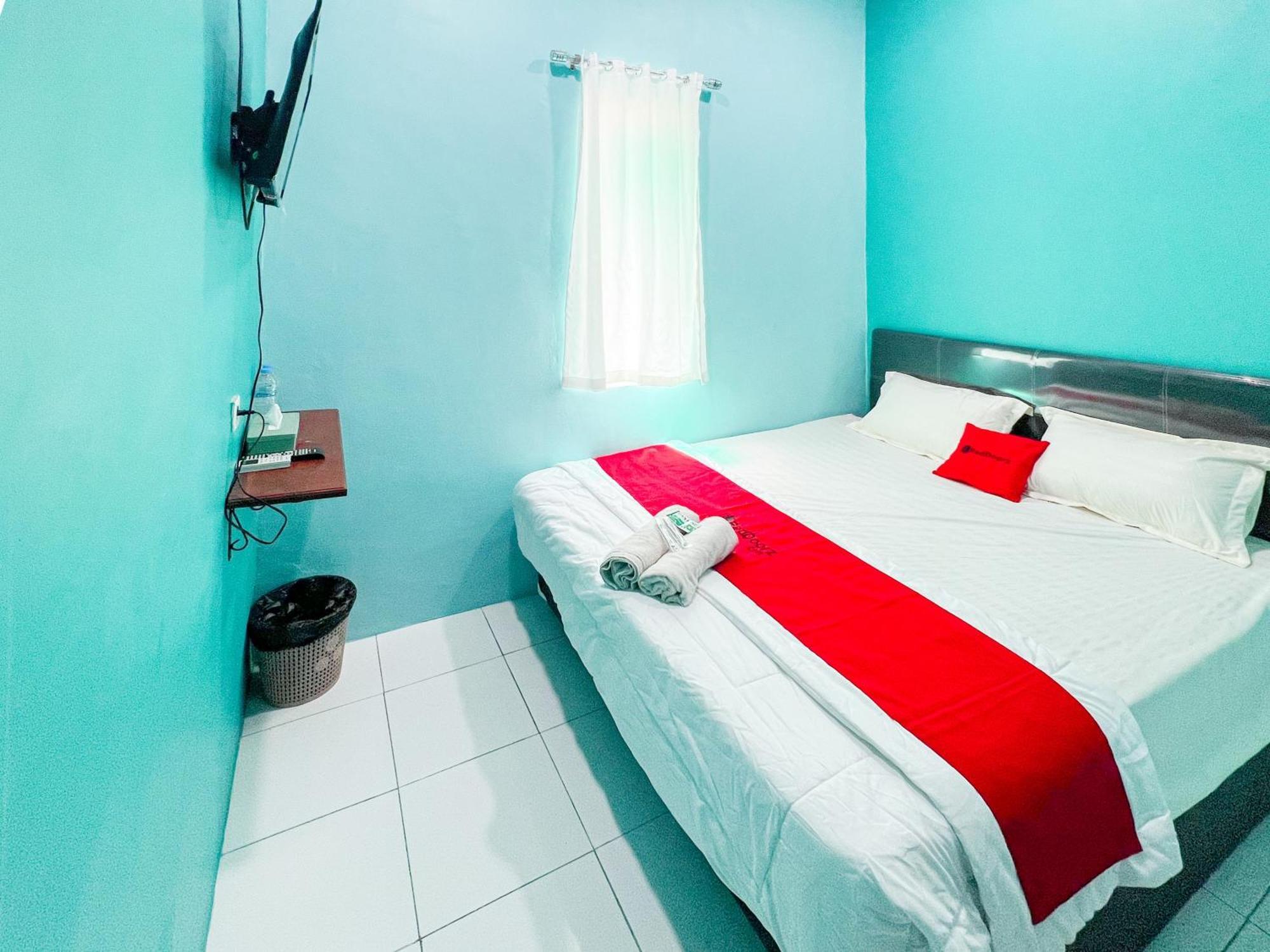 Reddoorz Near Sunrise Mall Mojokerto Ngoại thất bức ảnh