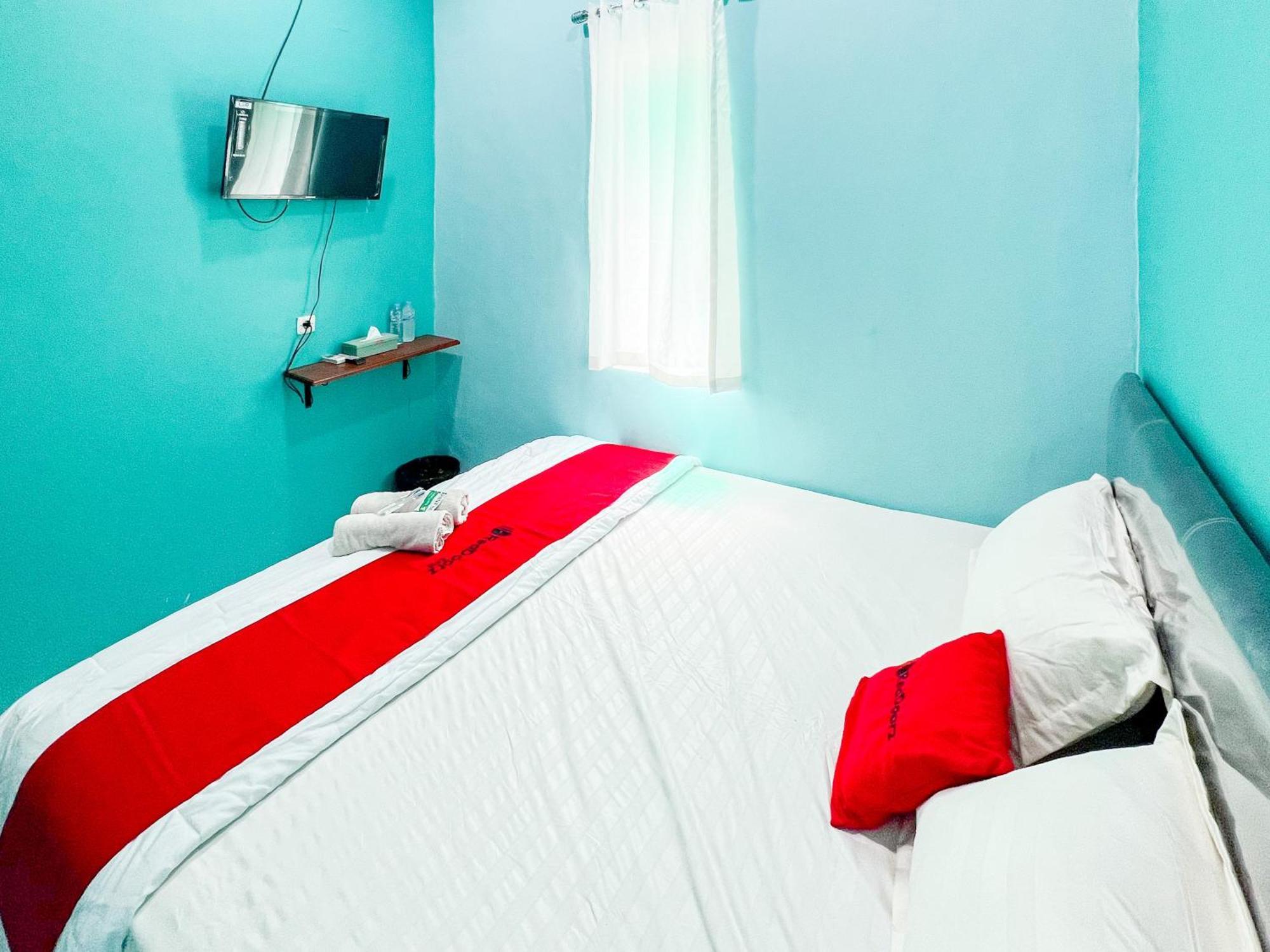 Reddoorz Near Sunrise Mall Mojokerto Ngoại thất bức ảnh